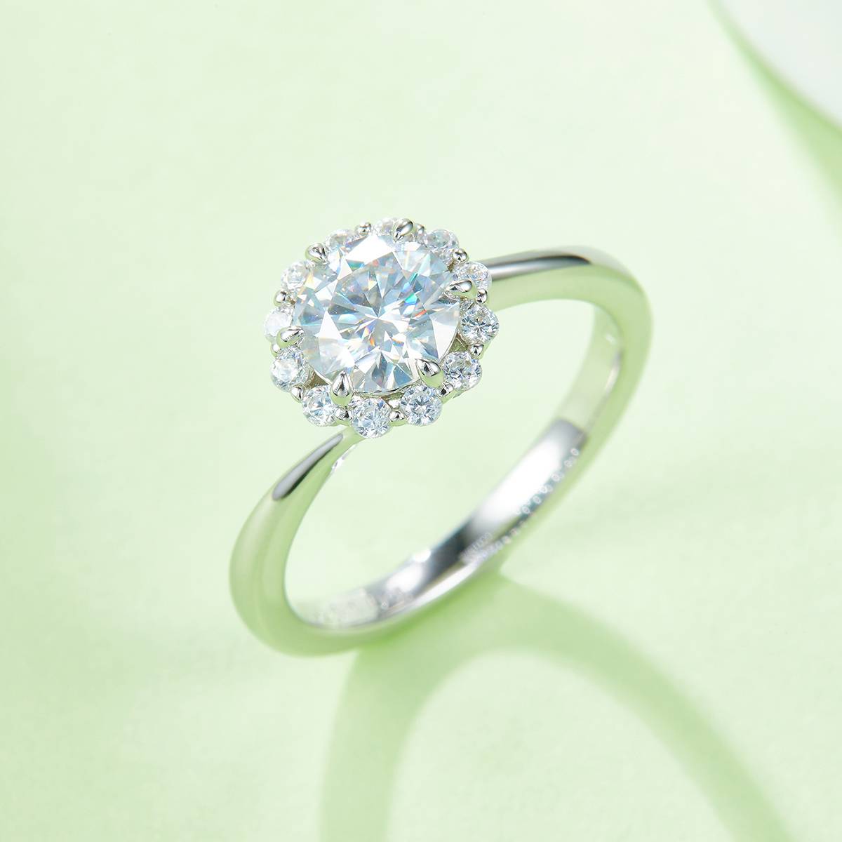 Love Fire S925 Silver Plated Platinum Moissanite Diamond Women's Ring 1 Carat D-Class
